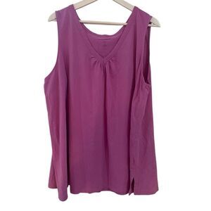 Woman Within Plus size tank top fushia size 26/28 vneck